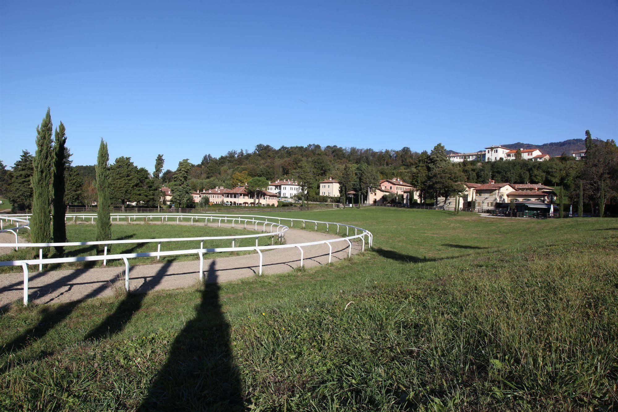 Foresteria Dei Piaceri Campestri Casciago Екстер'єр фото