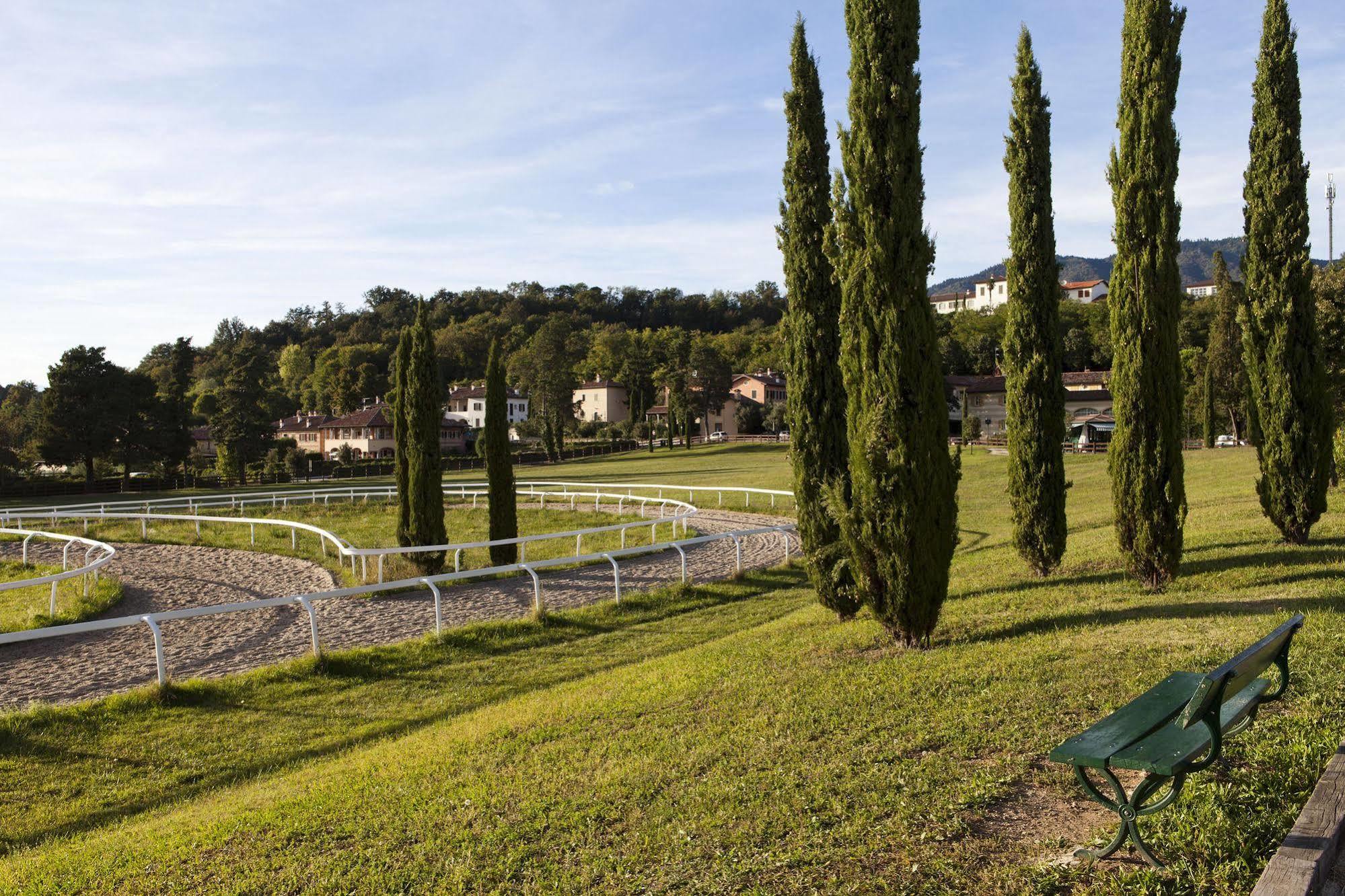 Foresteria Dei Piaceri Campestri Casciago Екстер'єр фото